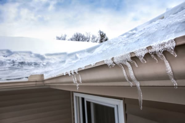 winter gutter maintance in new jersey 